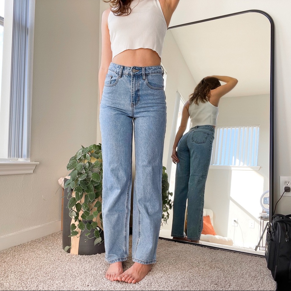 SHEIN Straight Leg High Rise Jeans - Medium Wash